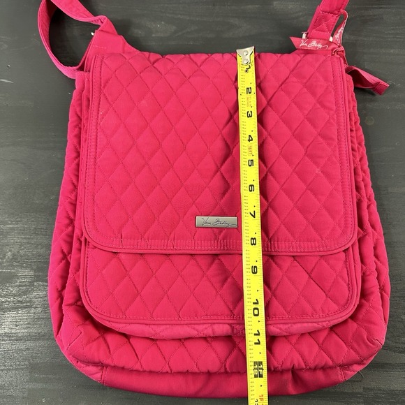 Vera Bradley Fushia Pink Hipster Crossbody Quilted 13'x11'' EUC‎ - Picture 6 of 8